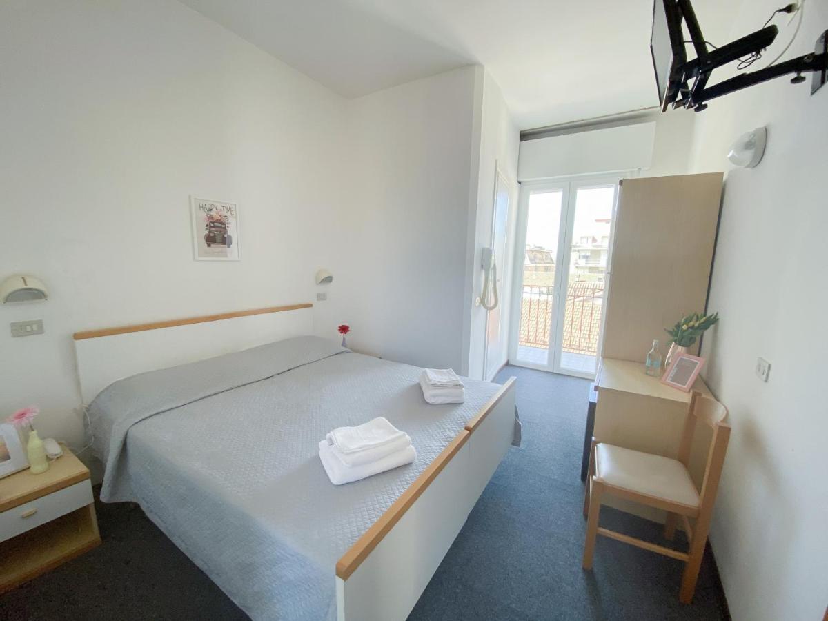 Hotel Berlino Κατόλικα Εξωτερικό φωτογραφία