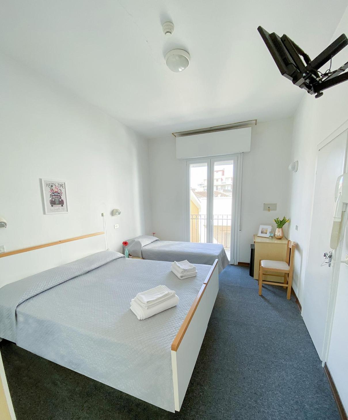 Hotel Berlino Κατόλικα Εξωτερικό φωτογραφία