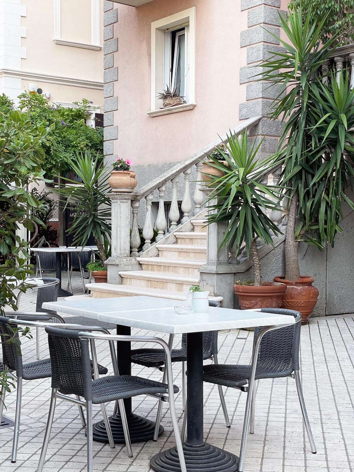 Hotel Berlino Κατόλικα Εξωτερικό φωτογραφία